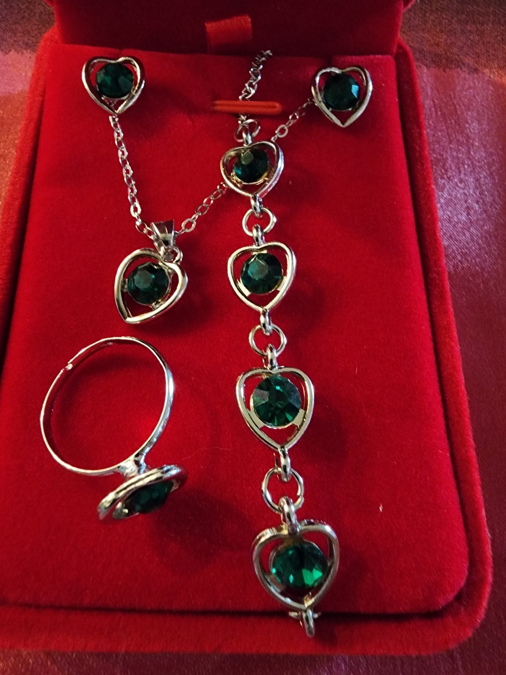 Emerald Heart Silver-Tone Jewelry Set - Women Jewelry